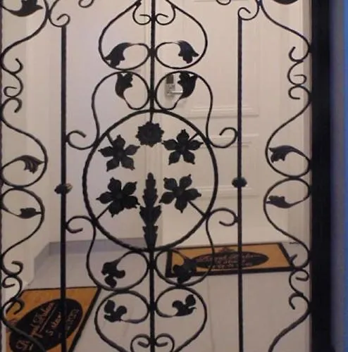 Paradise Center Premium 2 Апартаменты *