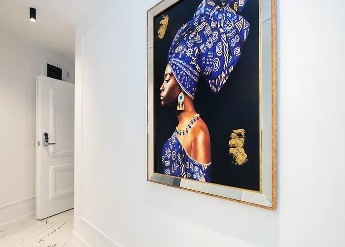 Апартаменты Paradise Center Premium 2 *