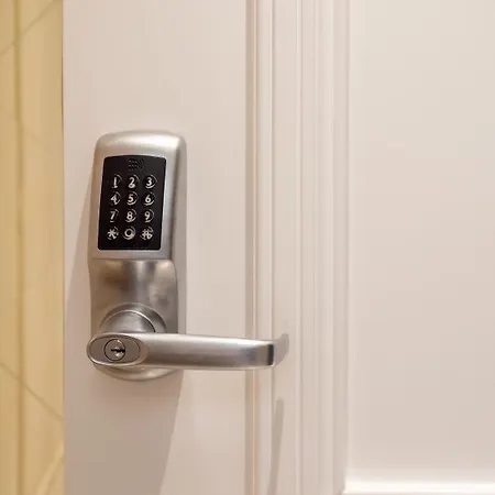 Paradise Center Premium 2 Sófia